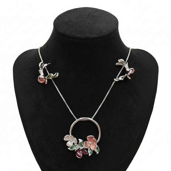 Bloom Floral Pendant Set