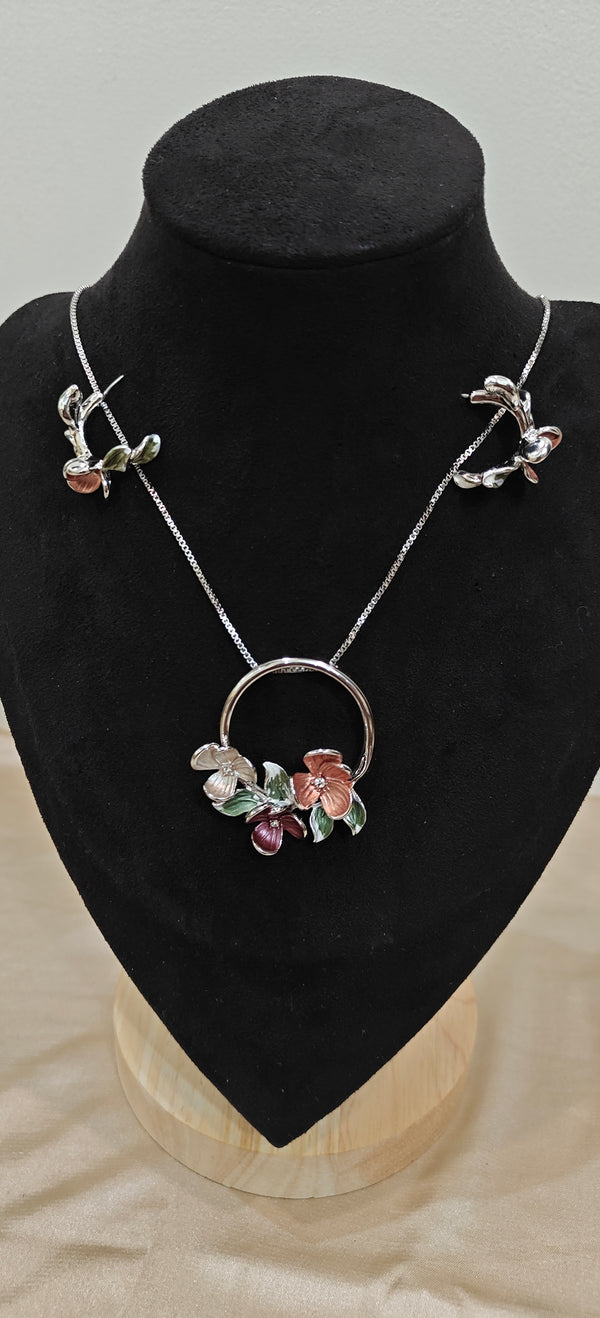 Bloom Floral Pendant Set